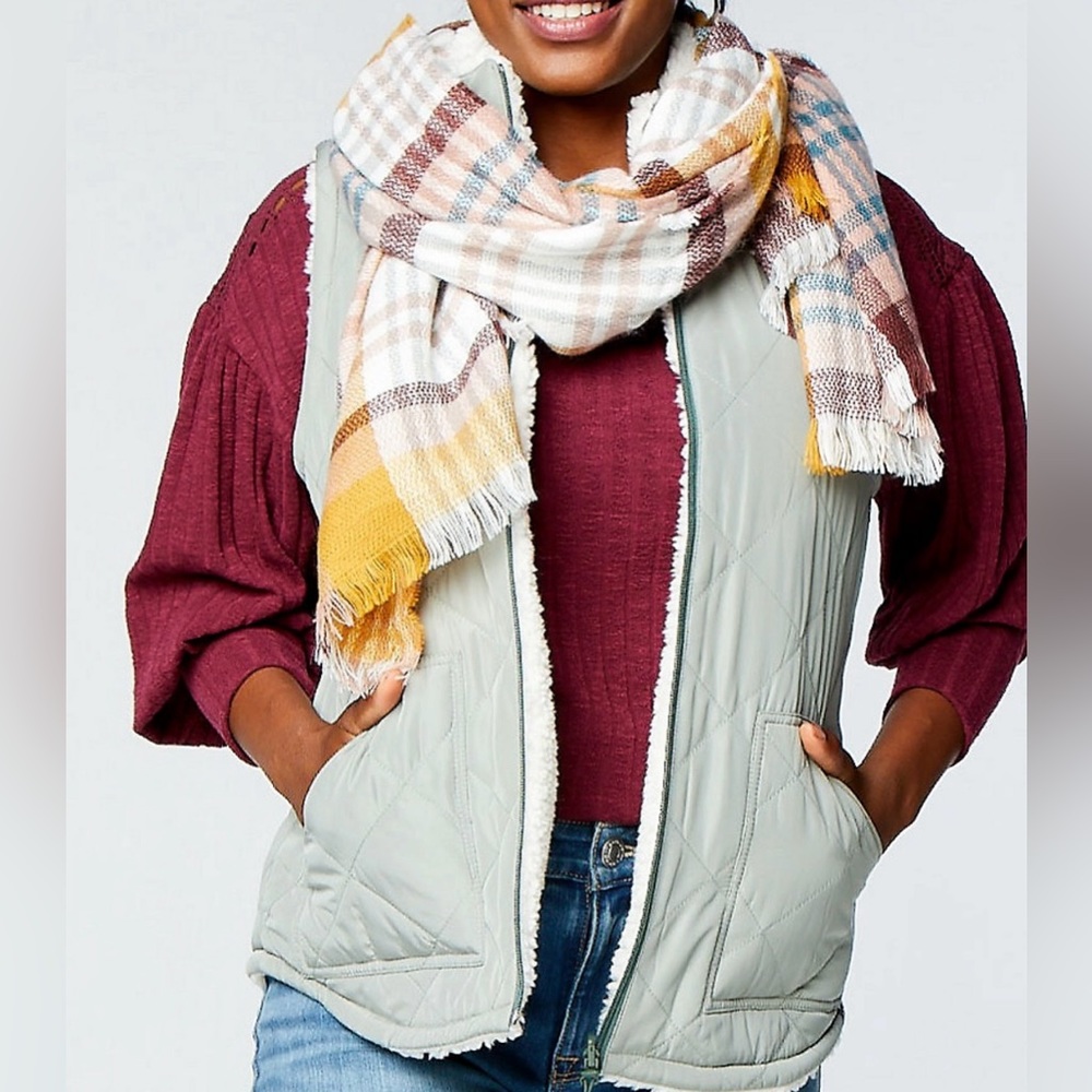 NWOT Maurice’s Women’s Reversible Sherpa Zip Front Vest